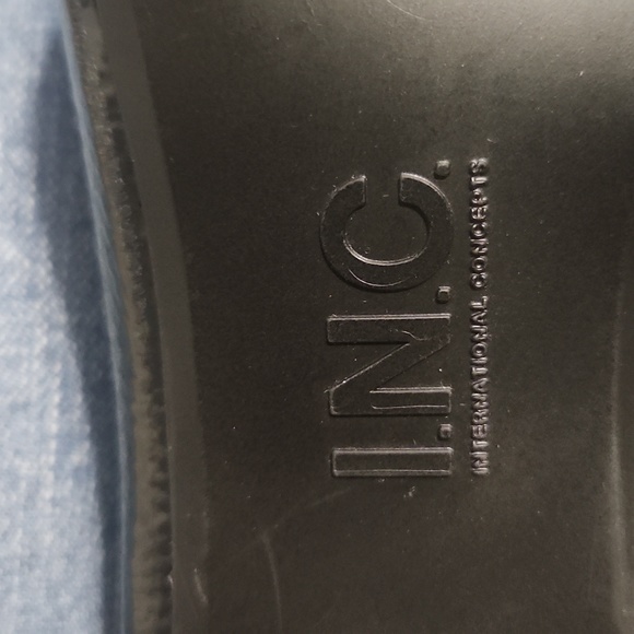 Boots - Picture 5 of 5